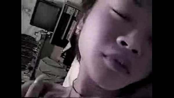 Chinese young amateur couple are having sex